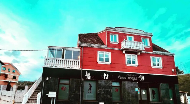 Alojamiento Camino Portugues, Book Hotel Hotels in Mos with Parking, Parking