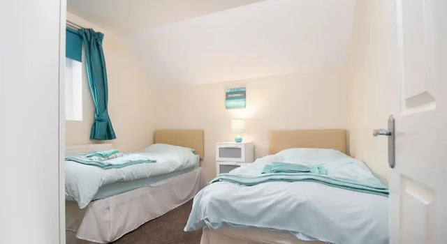Honeydew House, Book Hotel Colwyn Bay Clwyd