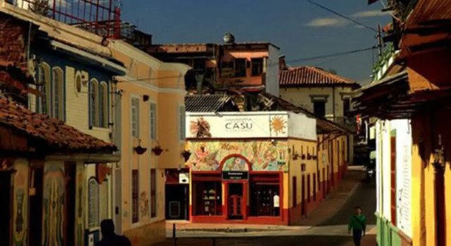 Hostal Café Casu, Забронировать Хостел Канделария Богота, рядом с Egipto's Church