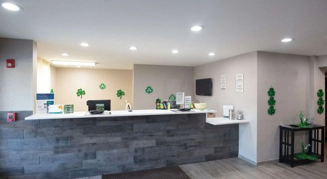Quality Inn & Suites Hammond Near I-8090, Reserva ahora Hotel Hammond Indiana
