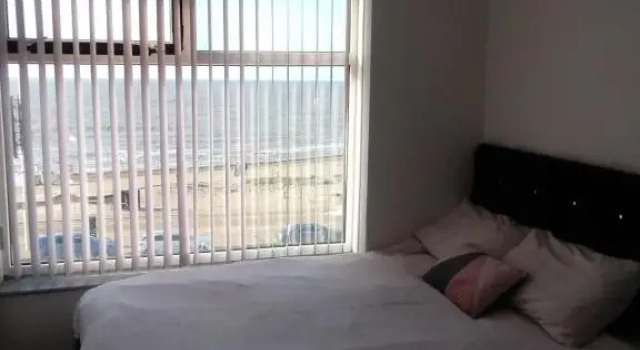 Arnies Hotel