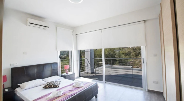 Celebrity Villa Tom Zanetti614