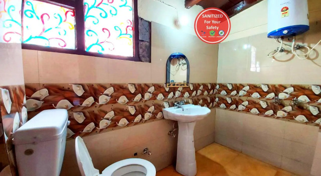 Номер Deluxe Goroomgo You and Me Mallital Nainital