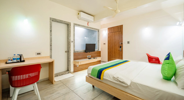 Номер Deluxe Treebo Sai Rekha Inn