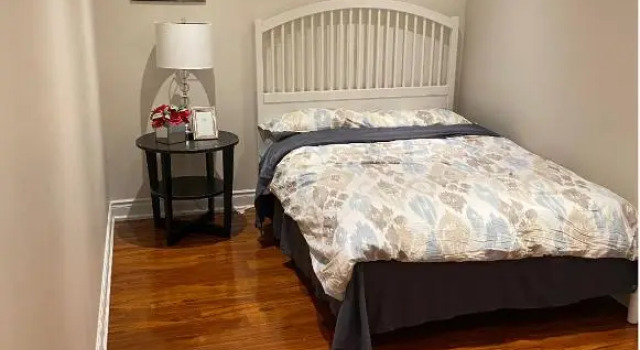 Luxury 2 bedrooms basement, Varaa Hotelli Richmond Hill 