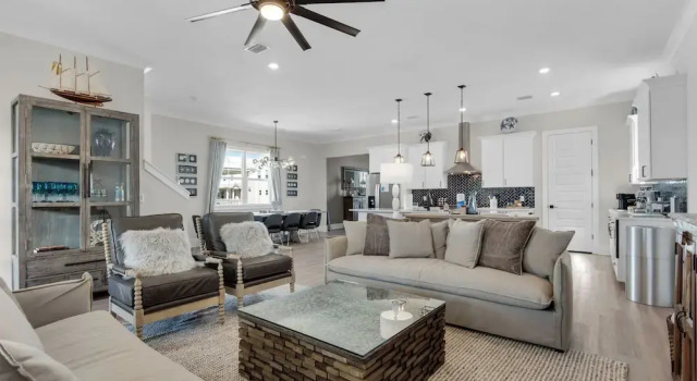 4BR Home With Deck & Grill Fun + Free Attraction Tickets!