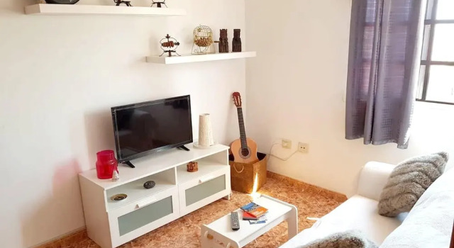 Apartment With 2 Bedrooms in Arinaga, With Wonderful sea View and Furnished Terrace, Buchen Sie Ferienwohnung Arinaga Gran Canaria