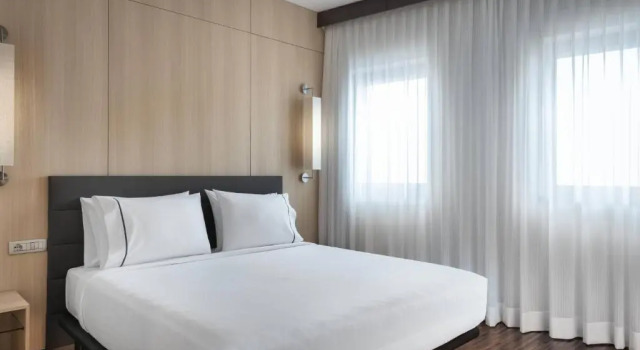 Двухместный номер Standard AC Hotel Milano by Marriott