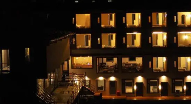 YESTAY Snow Mountain View Hotel, Prenota Hotel Deqin Yunnan