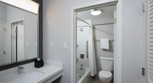 Standard Zimmer Courtyard by Marriott Denver Central Park