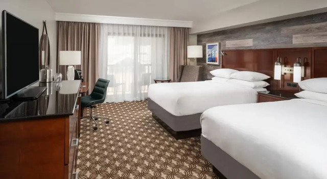 Четырёхместный номер Standard Sheraton Park City