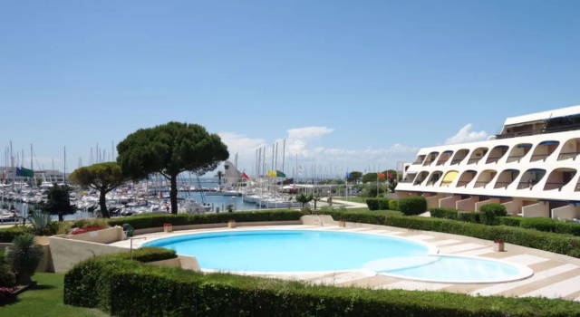 Escale Port 20708, Réserver Hôtel Hôtels à Camargue avec piscine, Piscine