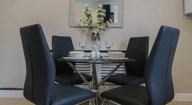 Апартаменты Emerald Rooms Bolton by Prime Stay