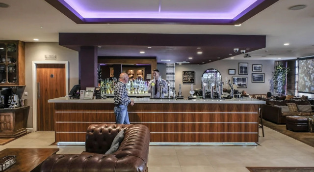 BFC Hotel, Забронировать Отель Бизнес-отели Ланкашир, 4* 5*