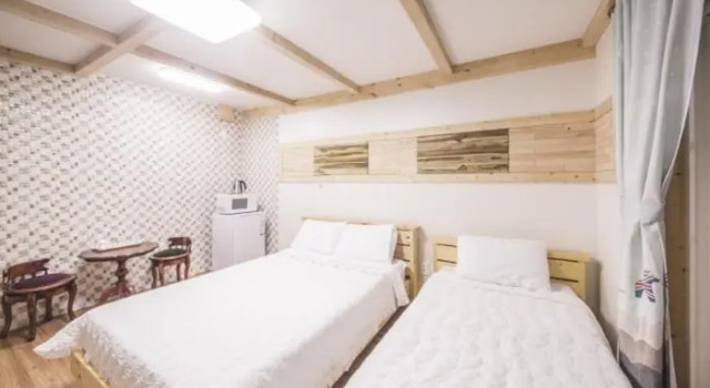 Студия Red Windmill Pension