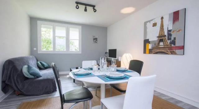 Апартаменты Appartement 2 Chambres - Parking privé