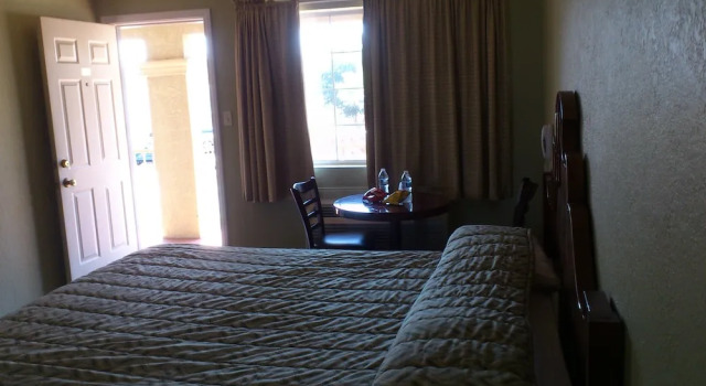 Двухместный номер Standard Santa Ana Travel Inn