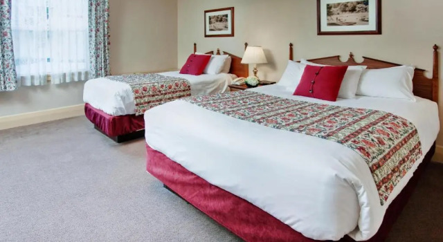 Двухместный номер Standard Harrison Hot Springs Resort & Spa