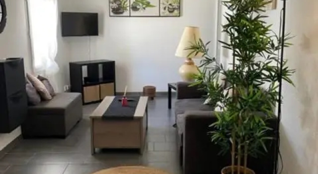 Maison Avec Jardin a 8 Min de L'aeroport