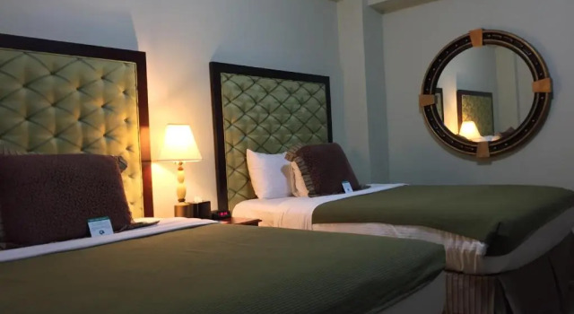 Четырёхместный номер Standard The Murray Hotel