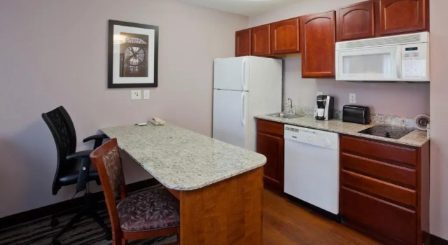 Двухместный номер Standard GrandStay Residential Suites Hotel