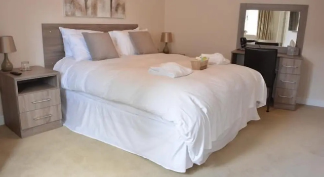Двухместный номер Deluxe c 1 комнатой The Greyhound - Winterborne Kingston