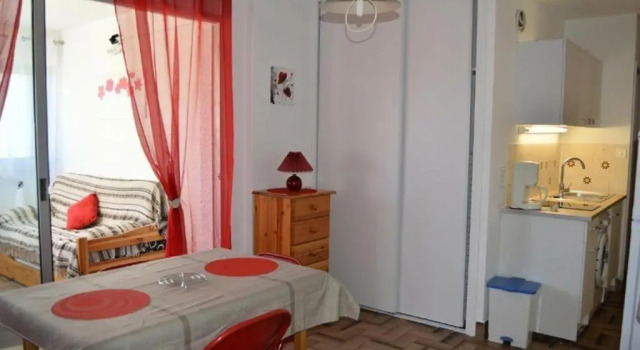 Résidence LES CYCLADES - Studio pour 4 Personnes 84, Réserver Hôtel Leucate Corbières