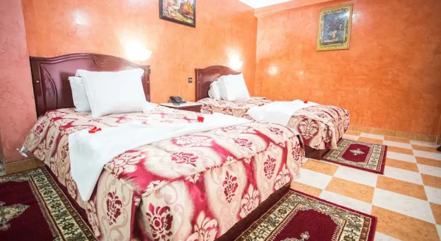 Апартаменты с балконом Appart Hotel Les Ambassadeurs