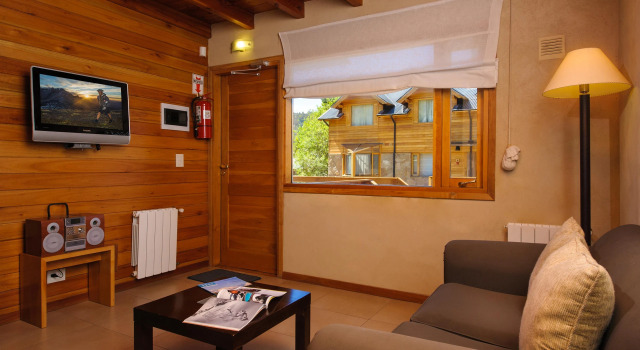 Del Sauco Apart & Spa, Забронировать Курортный отель Отели Сан-Мартин-де-лос-Андес 3 звезды, рядом с Горнолыжный курорт San Martin de Los Andes, 3*