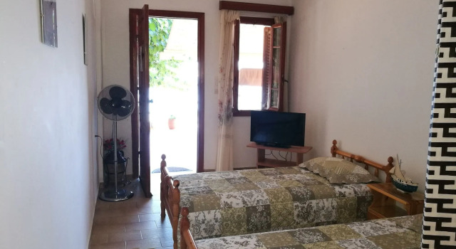 Alekos Beach Houses-Jerasimo