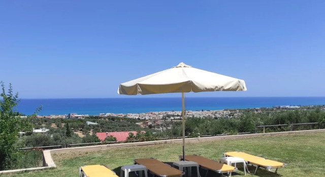 Вилла Sea Breeze Villa