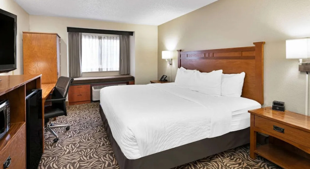 Двухместный номер с видом на ручей La Quinta Inn by Wyndham Missoula