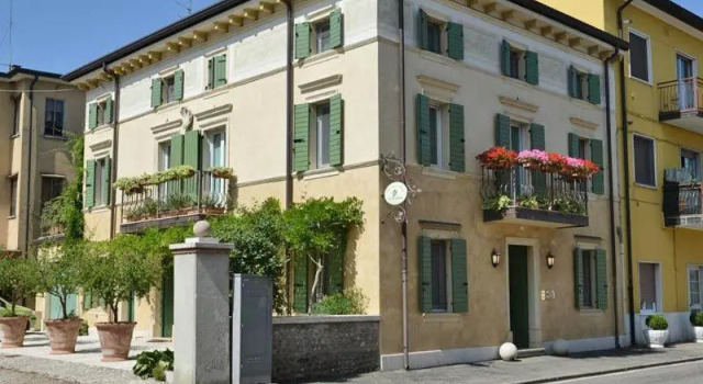 B&B La Mongolfiera, Prenota Bed & breakfast Hotel a Veneto con parcheggio, Parcheggio