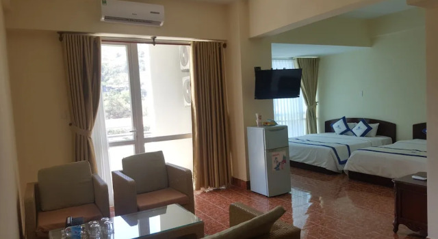Четырёхместный семейный номер Standard Vacsava Hotel