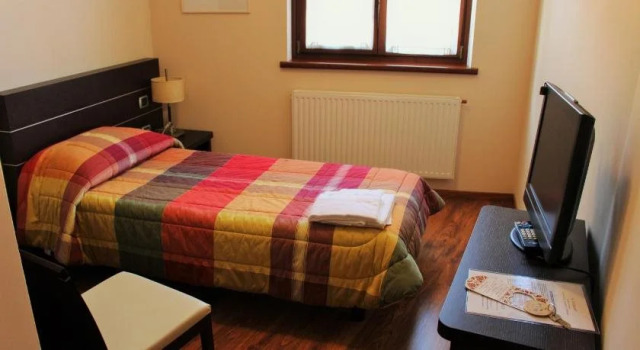 Al Fogolâr Rooms & Osteria with Saunaland, Prenota Hotel Tolmezzo Carnia
