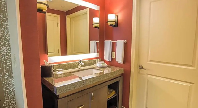 Четырёхместный люкс c 1 комнатой Homewood Suites by Hilton Charlotte Ballantyne, NC