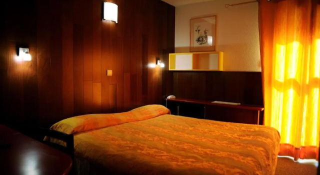 Номер Standard Hôtel Restaurant Le Brennus Logis Hotels