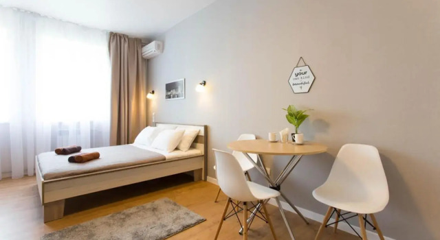 Modern studio, metro Pushkinska and Universytet - Chernyshevska str. 95-2, Prenota Hotel Hotel a Kharkov con parcheggio, Parcheggio