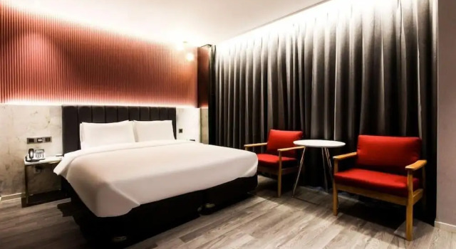 Camera Standard Busan Myeongji Ciel Ocean Hotel