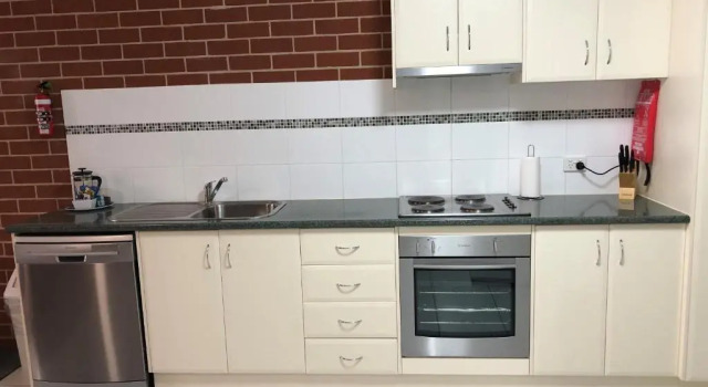 Апартаменты Roseville Motel and Apartments