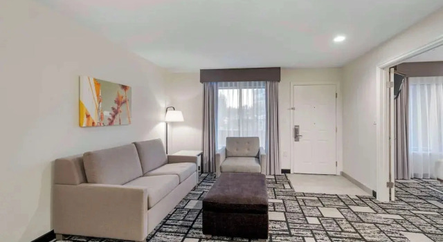 Люкс с 2 комнатами Best Western Plus Meridian Inn & Suites, Anaheim-Orange