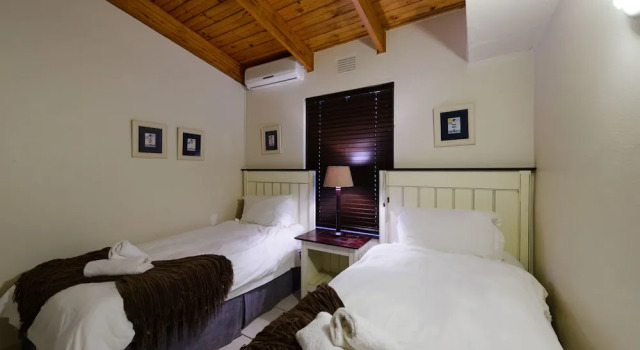 San Lameer Villa Rentals 3117