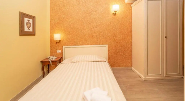 Одноместный номер Standard LVG Hotel Collection - Pallanza