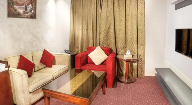 Sofia Hotel, Забронировать Отель Амман Провинция Амман, рядом с Иорданский университет