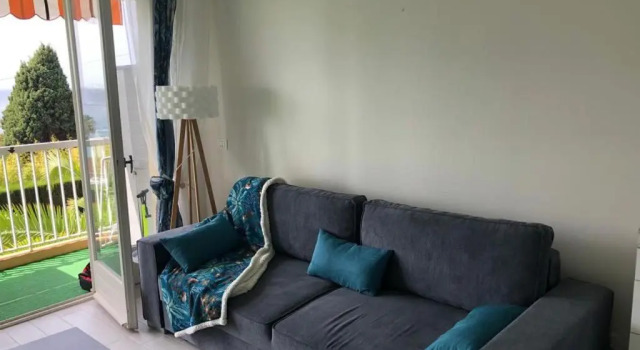 Eliana Appartment, Buchen Sie Ferienwohnung Menton Great Alpine Road