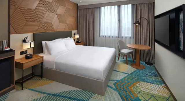 Holiday Inn Cebu City, Book Hotel Cebu City Cebu