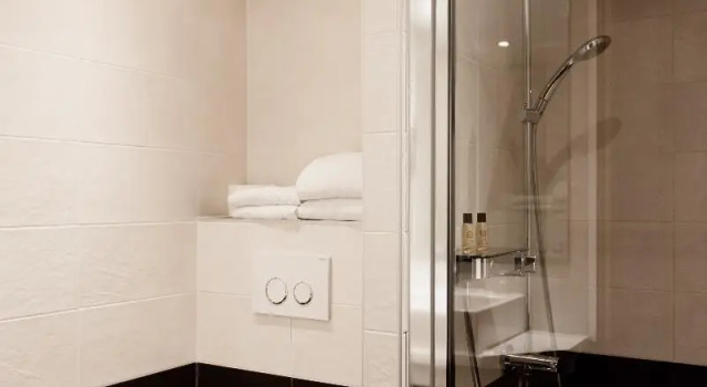 Двухместный номер Standard Hôtel Restaurant Relais De La Poste - Strasbourg Nord