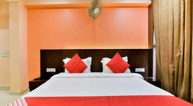 OYO 15944 Hotel Three Seas