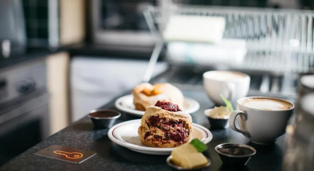 Апартаменты The Martello Hotel