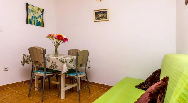 Apartments Bozo, Rezerwuj Apartament Kanica Split-Dalmatia County